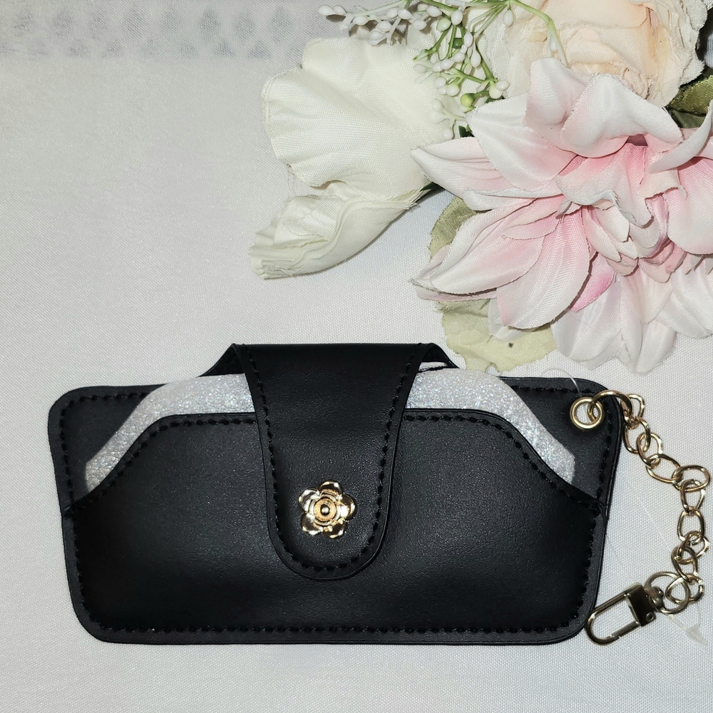 Black Eyeglass Case